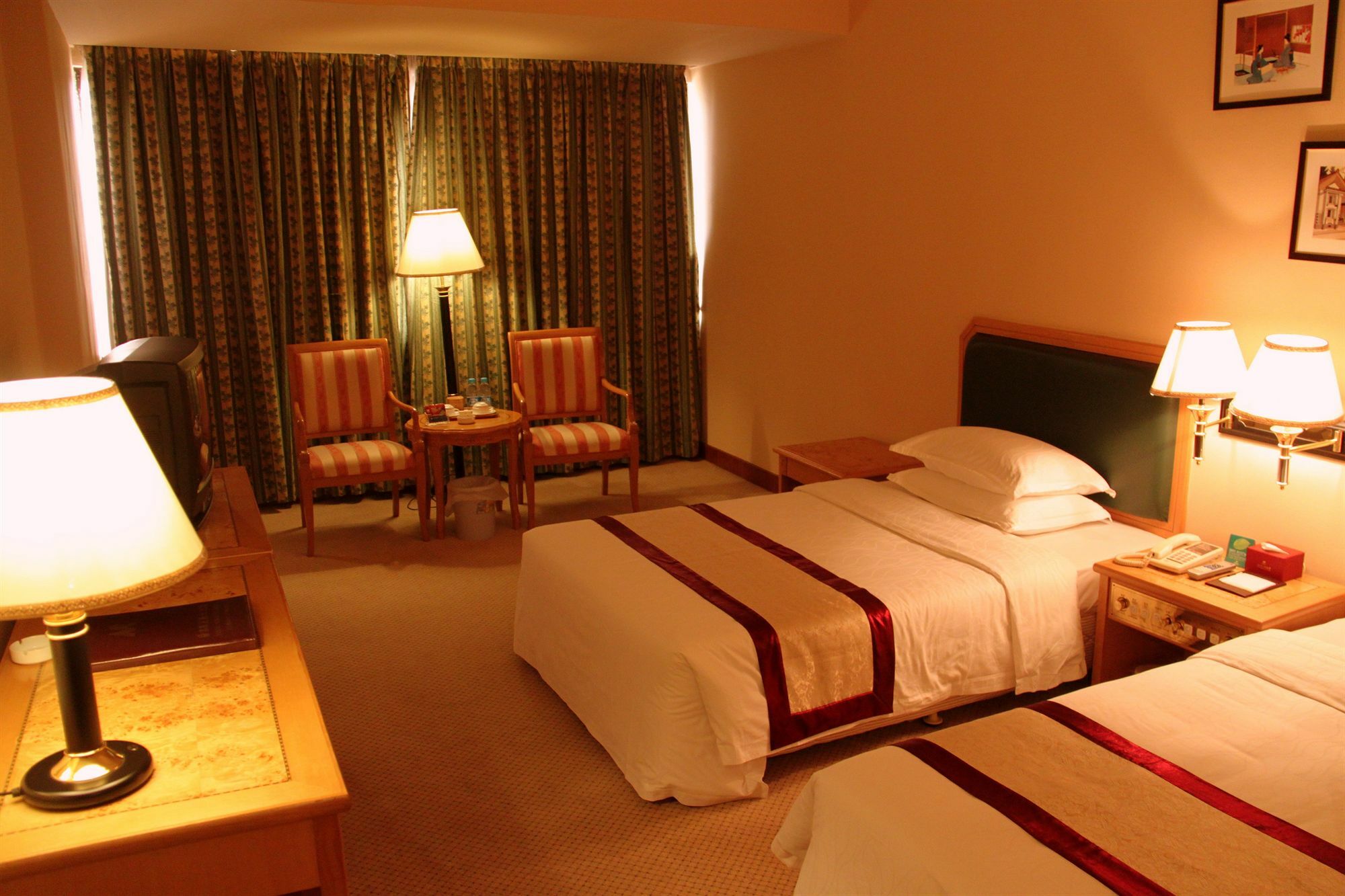 Panyu Miramar Hotel Canton Esterno foto